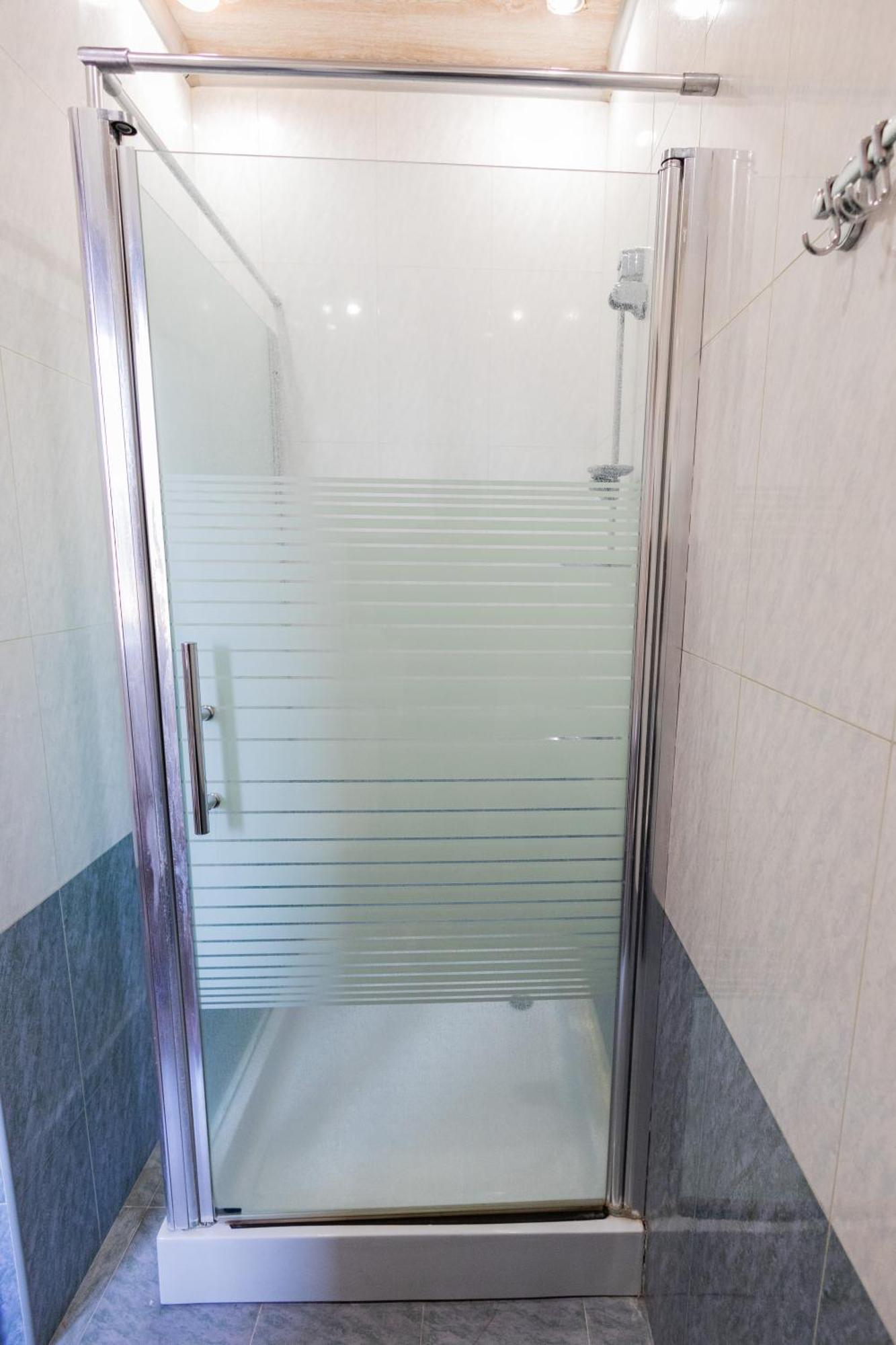 Yan Hotel Erevan Esterno foto